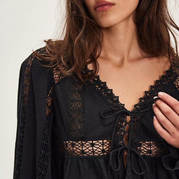 Sweet Dreams Top In Black - Picture 2 of 8